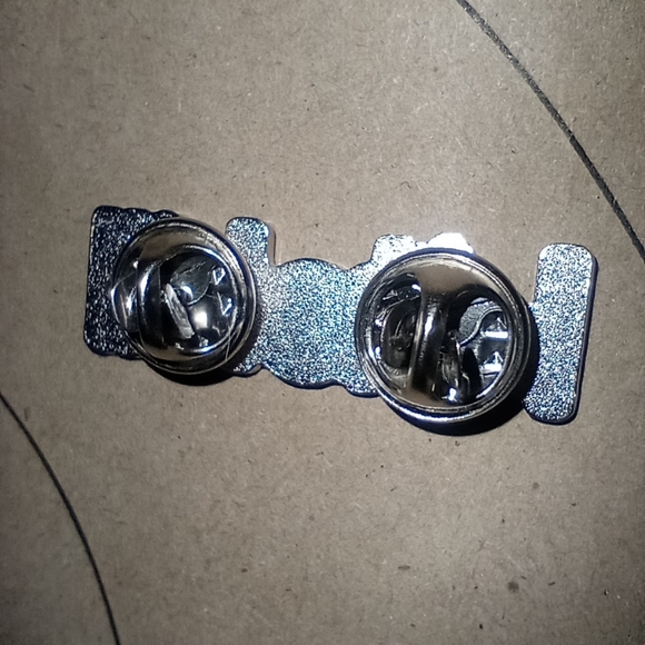 NEW Plant-Based Pin Accessory - Picture 4 of 4